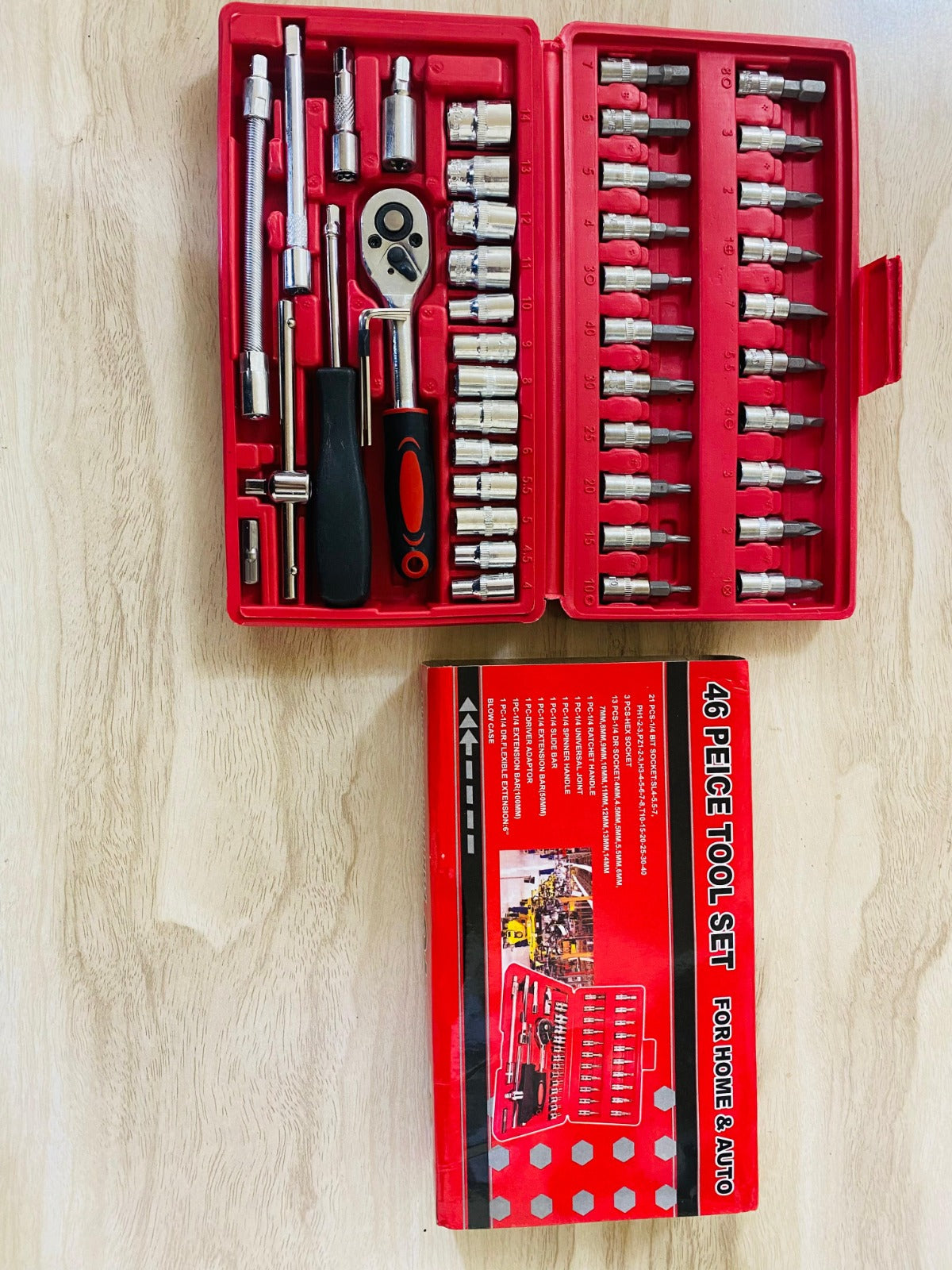 46-Piece Socket Wrench Set - Ratchet & Bit Tool Kit